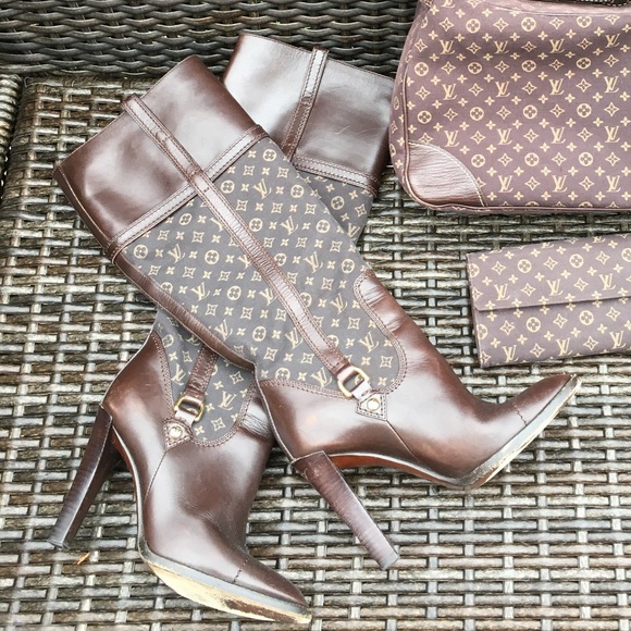 Louis Vuitton mini lin high heel boots - Picture 4 of 16